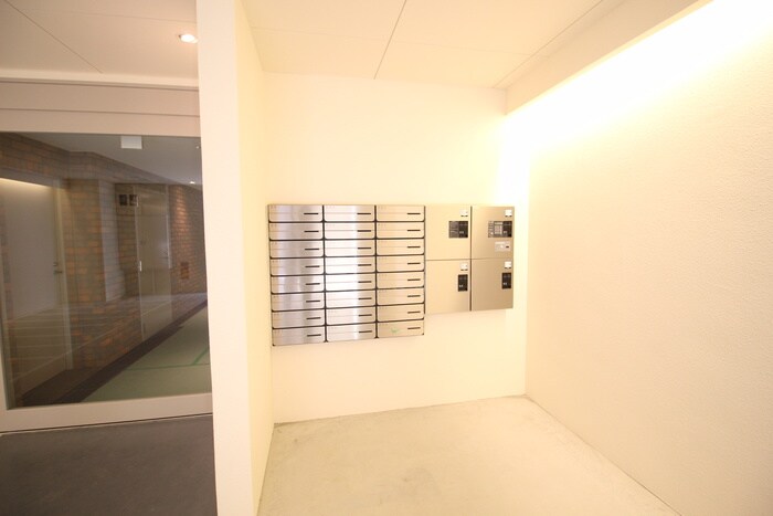 レジデンス朝潮橋の物件外観写真