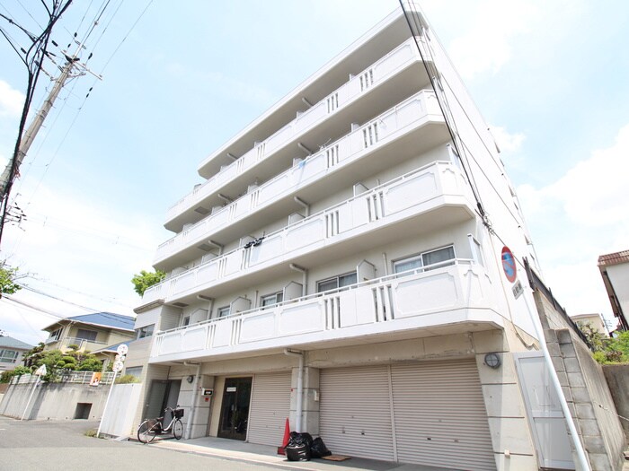 光ミノオパレスの物件外観写真