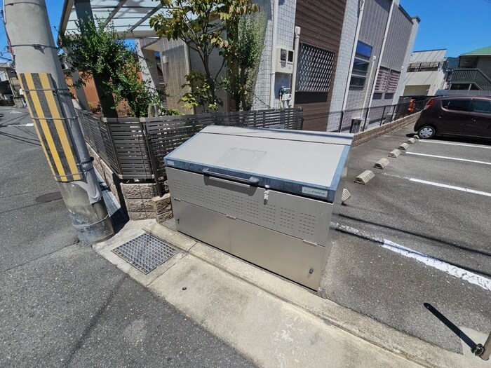 サンクレ－ル志紀の物件外観写真