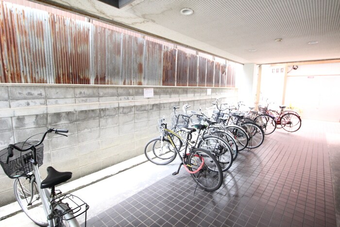 Parfait俊徳道の物件外観写真