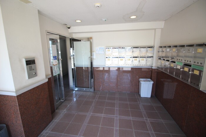 サンワ－ド浜の物件外観写真