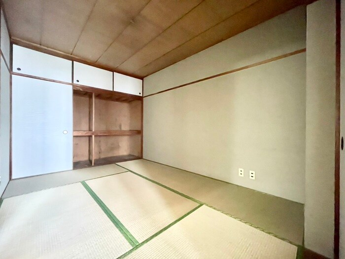 日新ハウスの物件内観写真