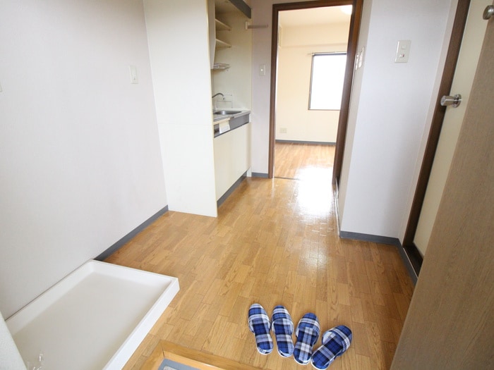 Raffine御所西の物件内観写真