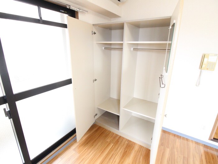 Raffine御所西の物件内観写真