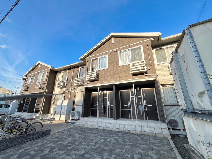 アンティムの物件外観写真