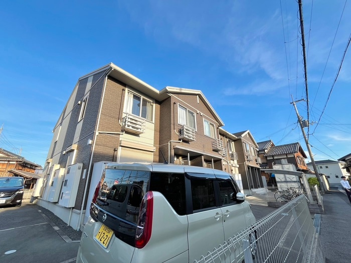 アンティムの物件外観写真