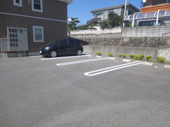 プロムナ－ド笹部の物件外観写真