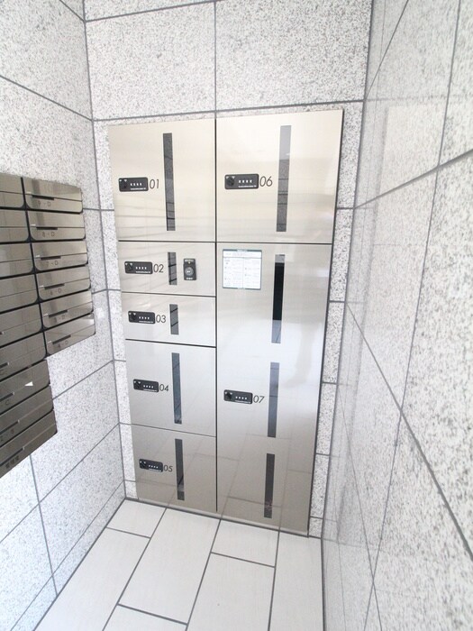 プリオーレ新開地の物件外観写真