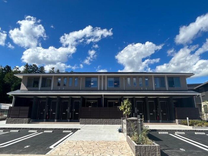 Ｃａｍｅｒａ幡枝の物件外観写真