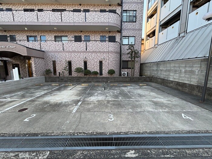 ルミエ－ルチヨの物件外観写真