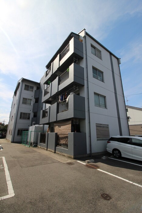 ベルベ田中の物件外観写真