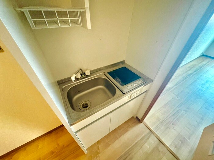 ペニ－レインＡ棟の物件内観写真