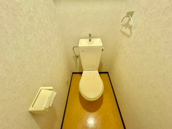 ペニ－レインＡ棟の物件内観写真