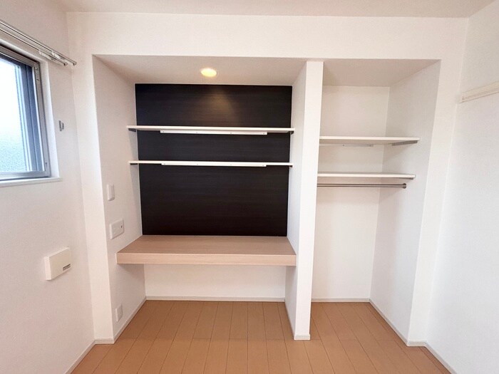 レヴール松ヶ丘の物件内観写真