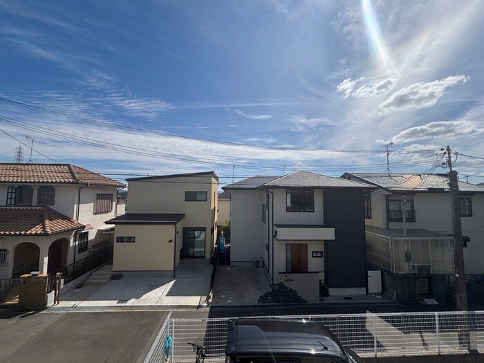 レヴール松ヶ丘の物件内観写真