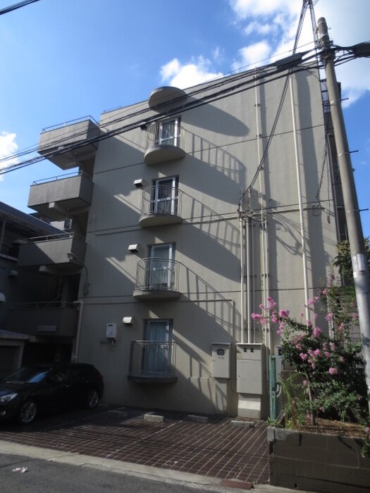 和晃マンションの物件外観写真