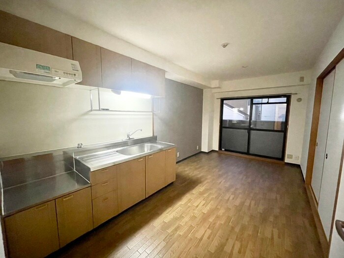 SUN ROSEN蓬川荘園の物件内観写真