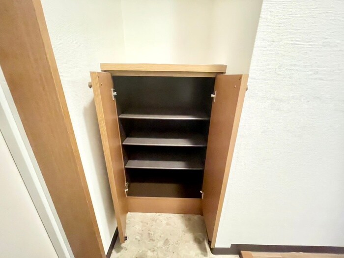 SUN ROSEN蓬川荘園の物件内観写真