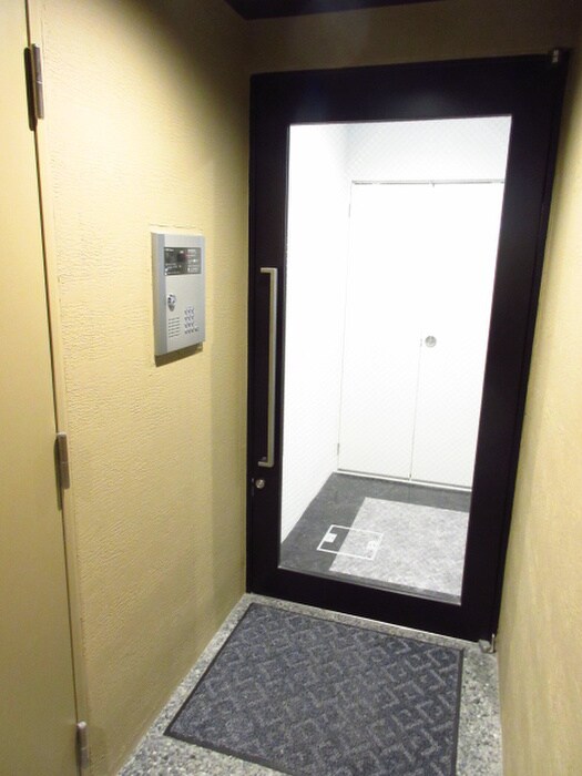 アイカーサ綾小路の物件外観写真