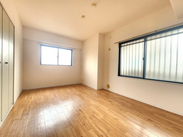 エトワール緑丘の物件内観写真