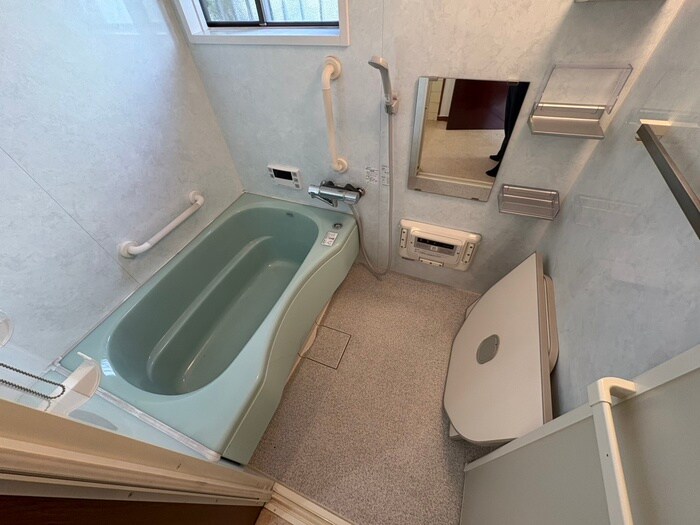 向日市森本町上森本貸家の物件内観写真