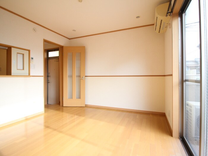 ハイム中大路Ⅱの物件内観写真