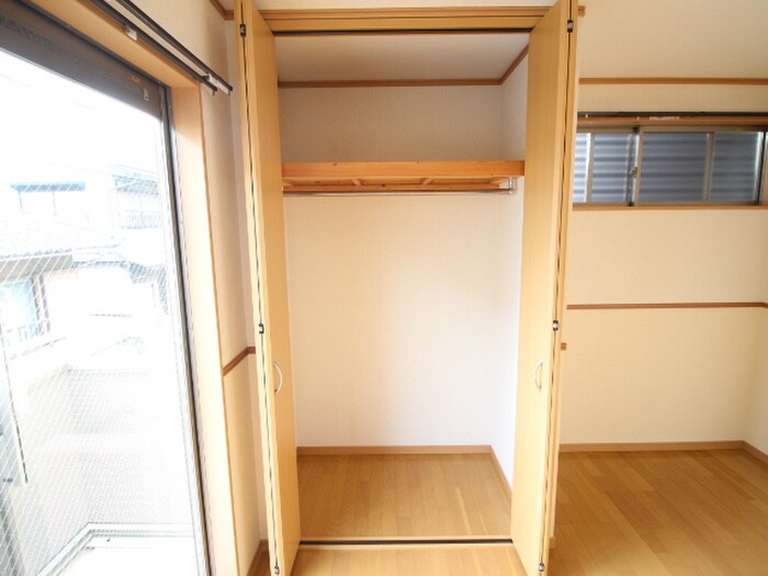 ハイム中大路Ⅱの物件内観写真