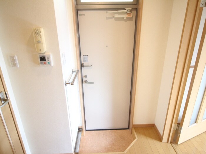 ハイム中大路Ⅱの物件内観写真