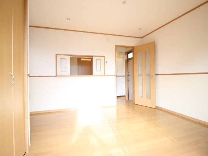 ハイム中大路Ⅱの物件内観写真