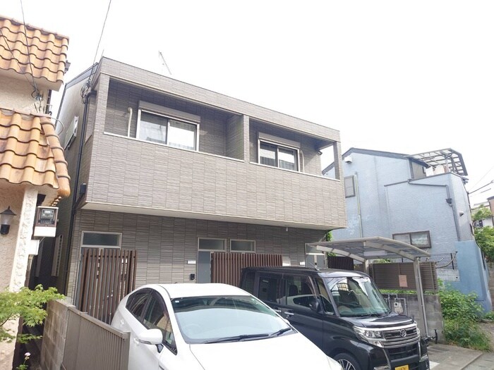 クレバメント太秦の物件外観写真