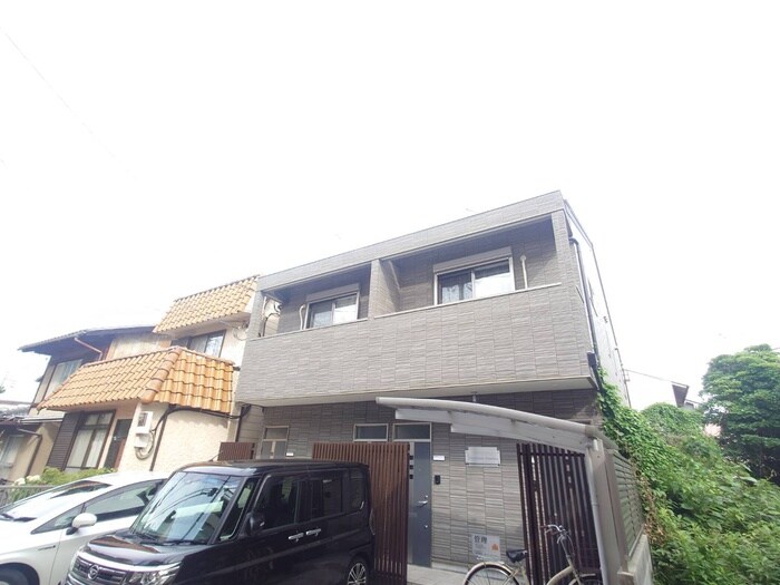 クレバメント太秦の物件外観写真