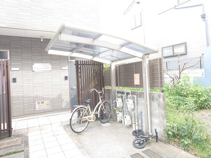 クレバメント太秦の物件外観写真