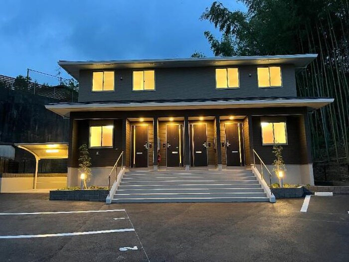 フォレスト蟹ヶ坂の物件外観写真