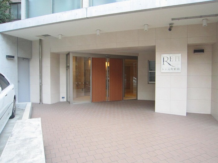 レン元町駅前の物件外観写真