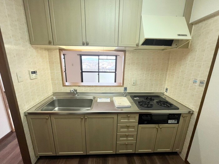 ｾﾝﾄﾌﾛｰﾚﾝｽﾊﾟﾚｽ桂(410)の物件内観写真