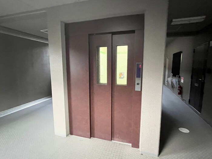 ｾﾝﾄﾌﾛｰﾚﾝｽﾊﾟﾚｽ桂(410)の物件外観写真