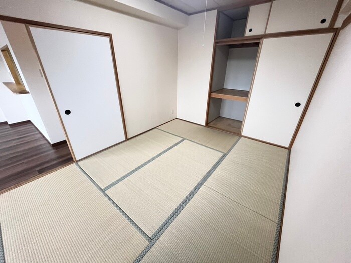 ｾﾝﾄﾌﾛｰﾚﾝｽﾊﾟﾚｽ桂(410)の物件内観写真