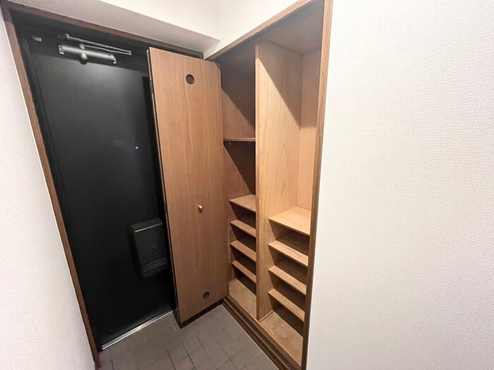 ｾﾝﾄﾌﾛｰﾚﾝｽﾊﾟﾚｽ桂(410)の物件内観写真