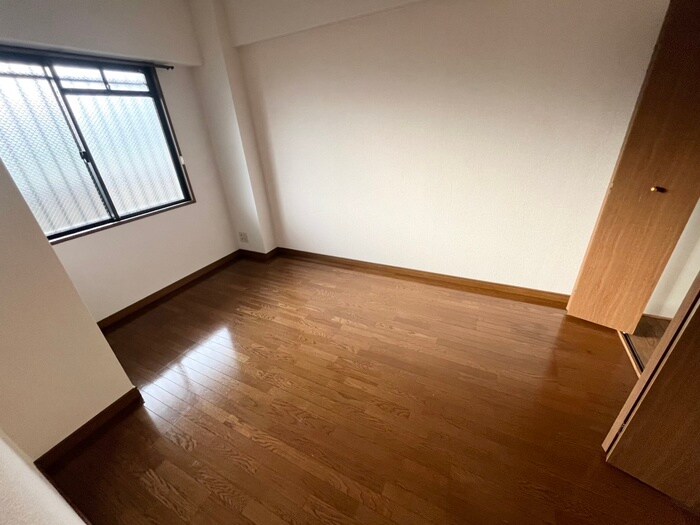 ｾﾝﾄﾌﾛｰﾚﾝｽﾊﾟﾚｽ桂(410)の物件内観写真