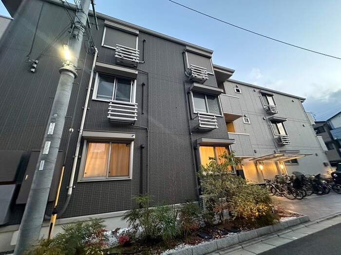 プリズムの物件外観写真