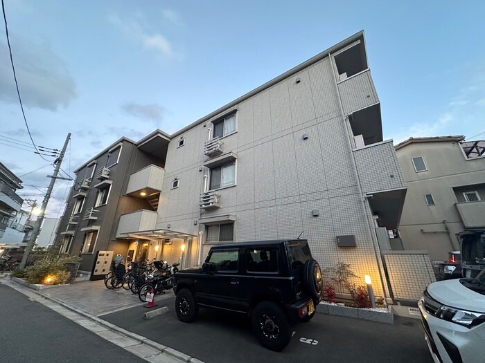 プリズムの物件外観写真