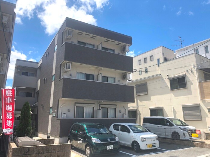 フジパレス宝塚南Ⅰ番館の物件外観写真