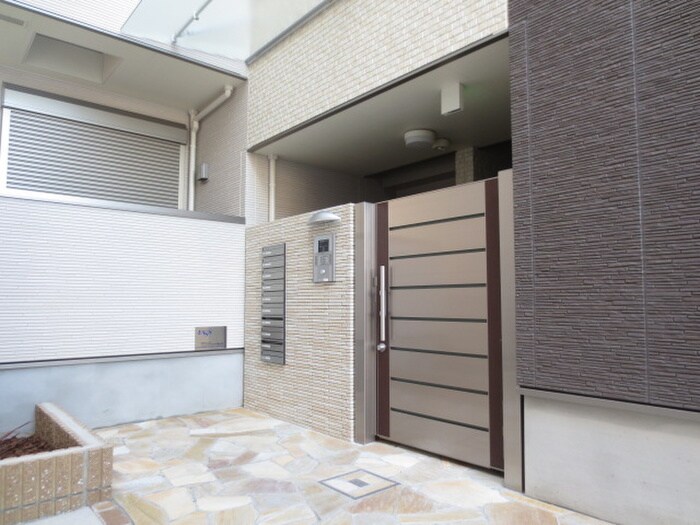 フジパレス宝塚南Ⅰ番館の物件外観写真