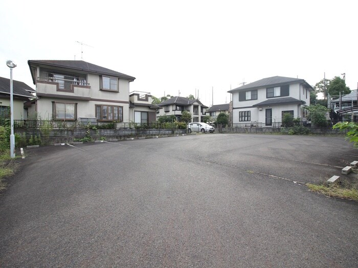 グランディール若草の物件外観写真