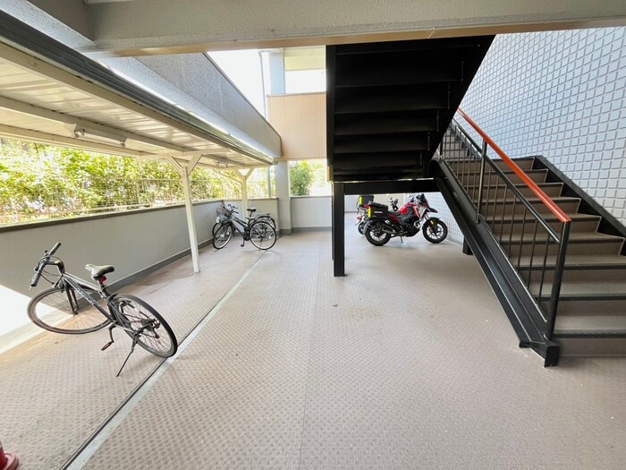 グランディール若草の物件外観写真