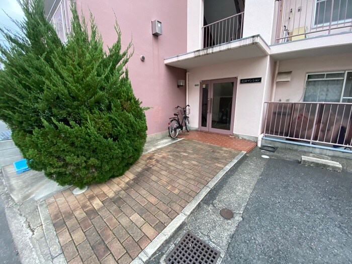 広田ﾏﾝｼｮﾝの物件外観写真