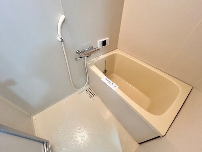 緑地公園ハウス(205)の物件内観写真