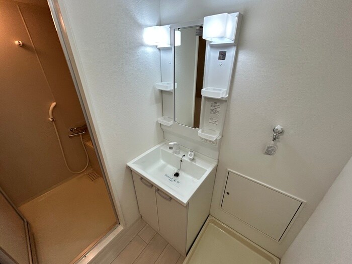 緑地公園ハウス(205)の物件内観写真