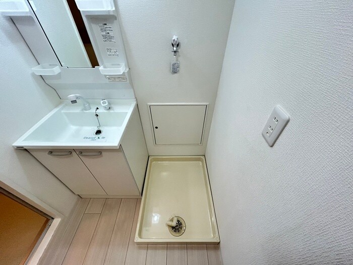 緑地公園ハウス(205)の物件内観写真