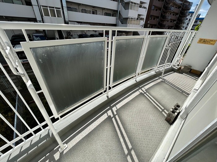 緑地公園ハウス(205)の物件内観写真